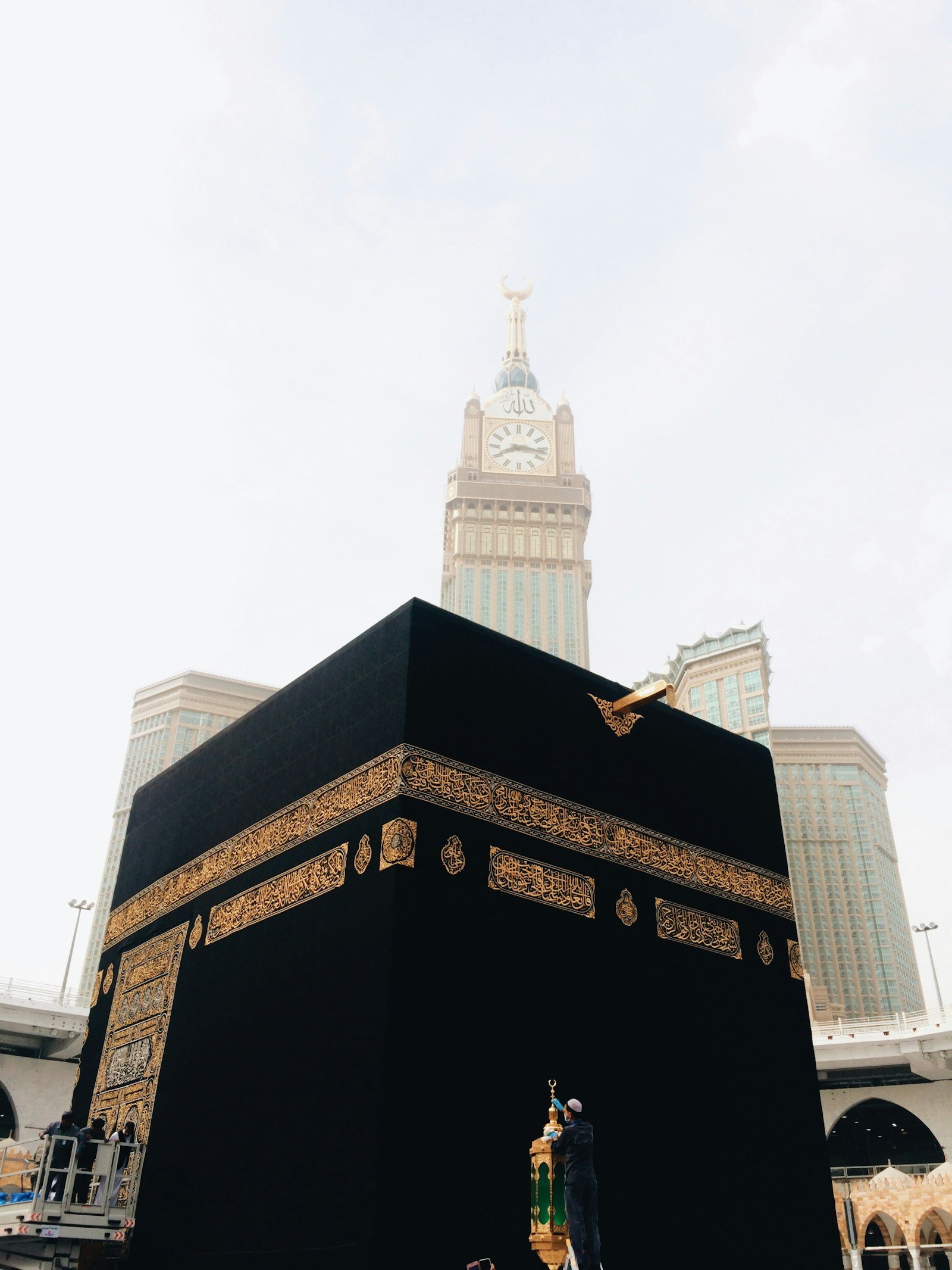 الكعبة المشرفة والحرم المكي