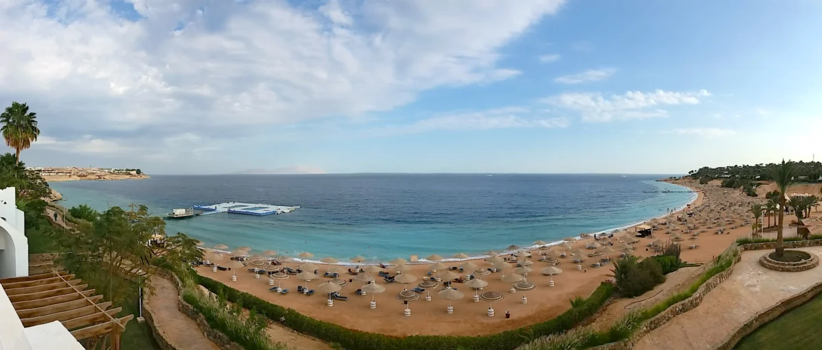 صورة واقعية لمشهد من شرم الشيخ على البحر الأحمر — زاوية 6